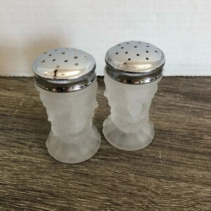 Vtg Three  Faces Salt and Pepper Shakers